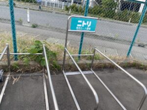 いー岩手インフォメーション | まだオープン前だけど、ニトリのカート置き場が　釜石市